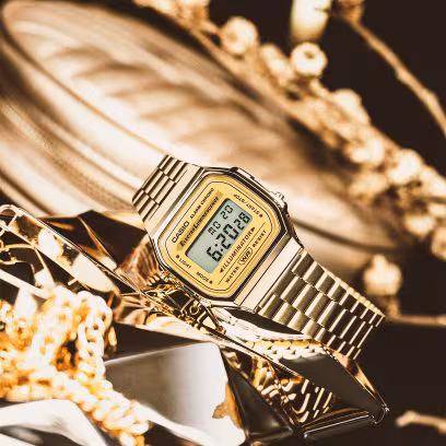 Casio A-168WG-9 вид сбоку