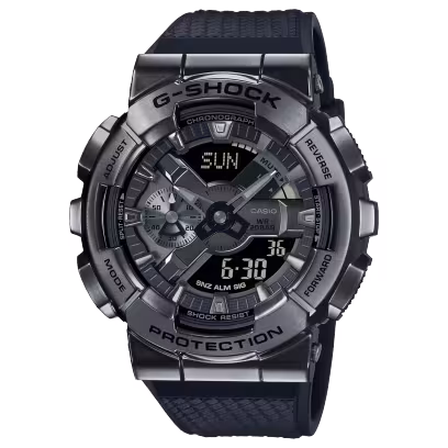 Casio G-Shock GM-110BB-1A — вид спереди