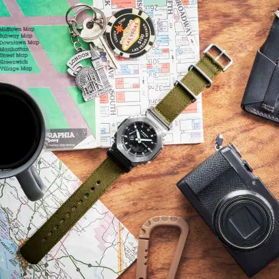 Casio G-Shock GM-2100CB-3A — тканевый ремешок