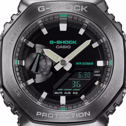 G-Shock GM-2100CB-3A на улице