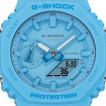 G-Shock GA-2100-2A2 три четверти